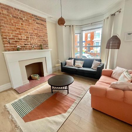Beautiful Family Home In The Heart Of Swansea Zewnętrze zdjęcie