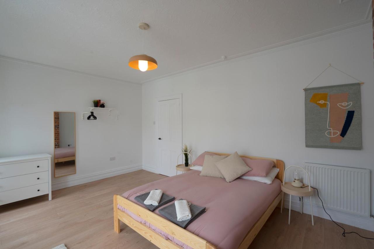 Beautiful Family Home In The Heart Of Swansea Zewnętrze zdjęcie