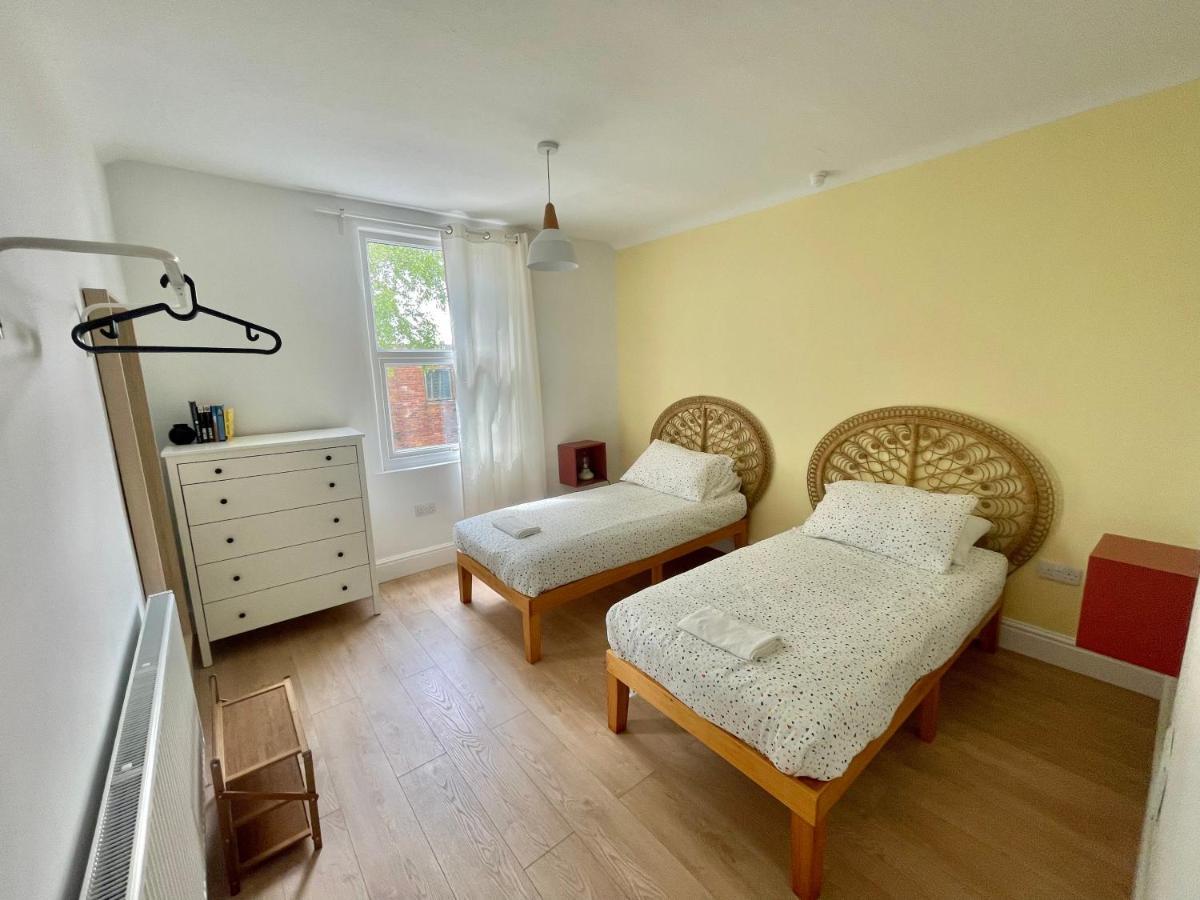Beautiful Family Home In The Heart Of Swansea Zewnętrze zdjęcie